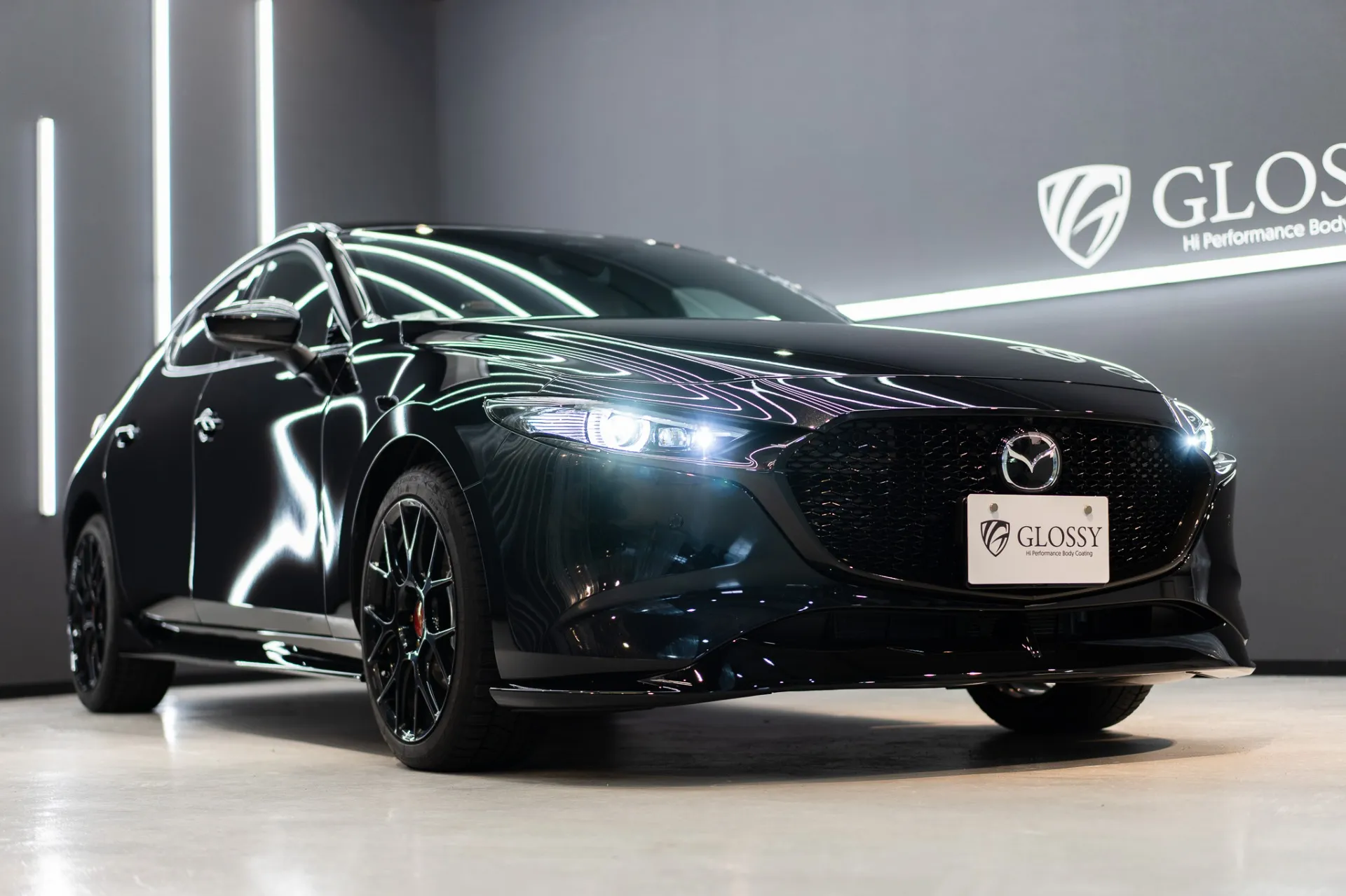 新潟県長岡市より/ガラスコーティング施工/O様MAZDA3/セラミックコーティング